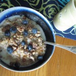oatmeal_blueberries_and_almond_milk