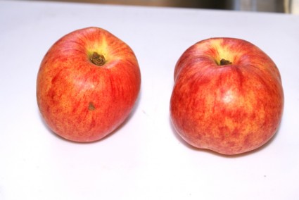 Apples1