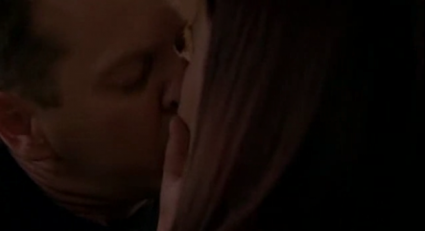 Jack Bauer kisses Renee Walker